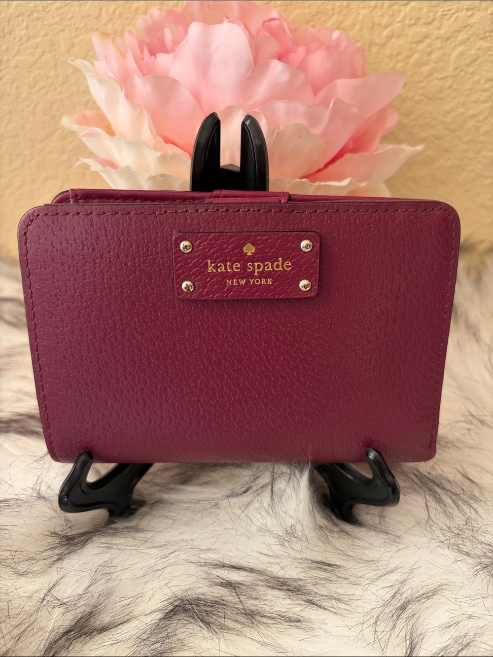 Kate Spade Plum Leather Wallet, EUC